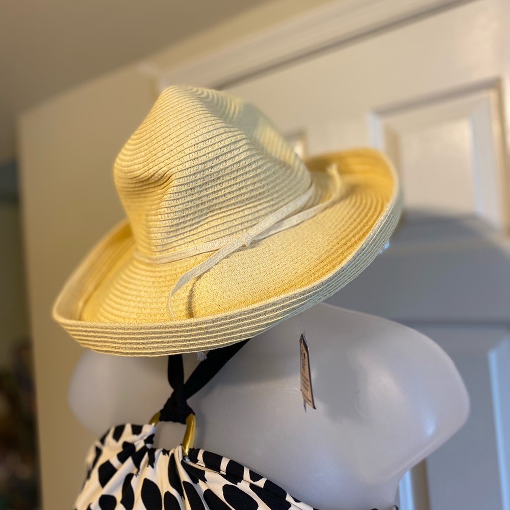 NWT Sun ‘N Sand Headwear - Lovely pastel yellow sun hat with 4.5” brim